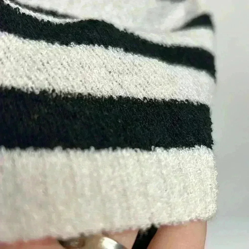 En crème black and white tank top stripes size small - Picture 6 of 7